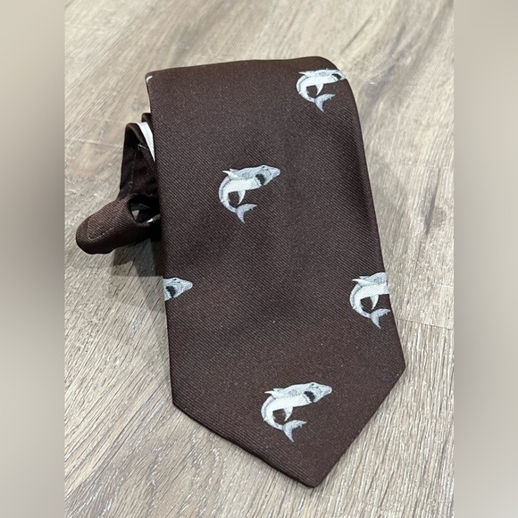 Embroidered Woven Shark Pattern Tie Burkhardt’s Cincinnati OH Designer Brown EUC - Picture 1 of 13